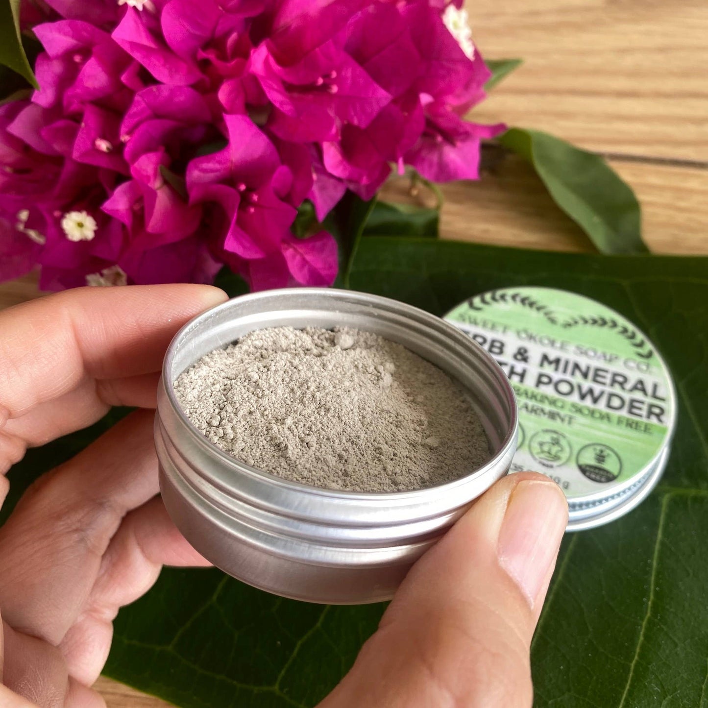 Spearmint Herb Mineral Tooth Powder, Hydroxyapatite & Noni